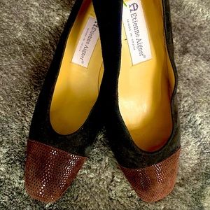 NWT Etienne Aigner Black Suede Heels, 9M